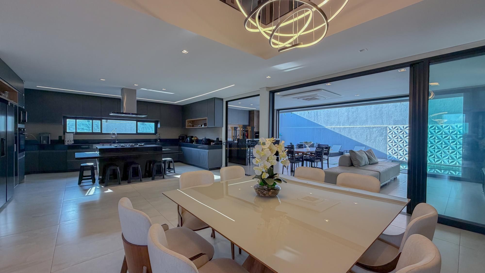Casa em condomínio com 5 Dormitórios à venda, 538 m² por R$ 4.999.000,00 Casa em condomínio com 5 Dormitórios à venda, 538 m² por R$ 4.999.000,00
