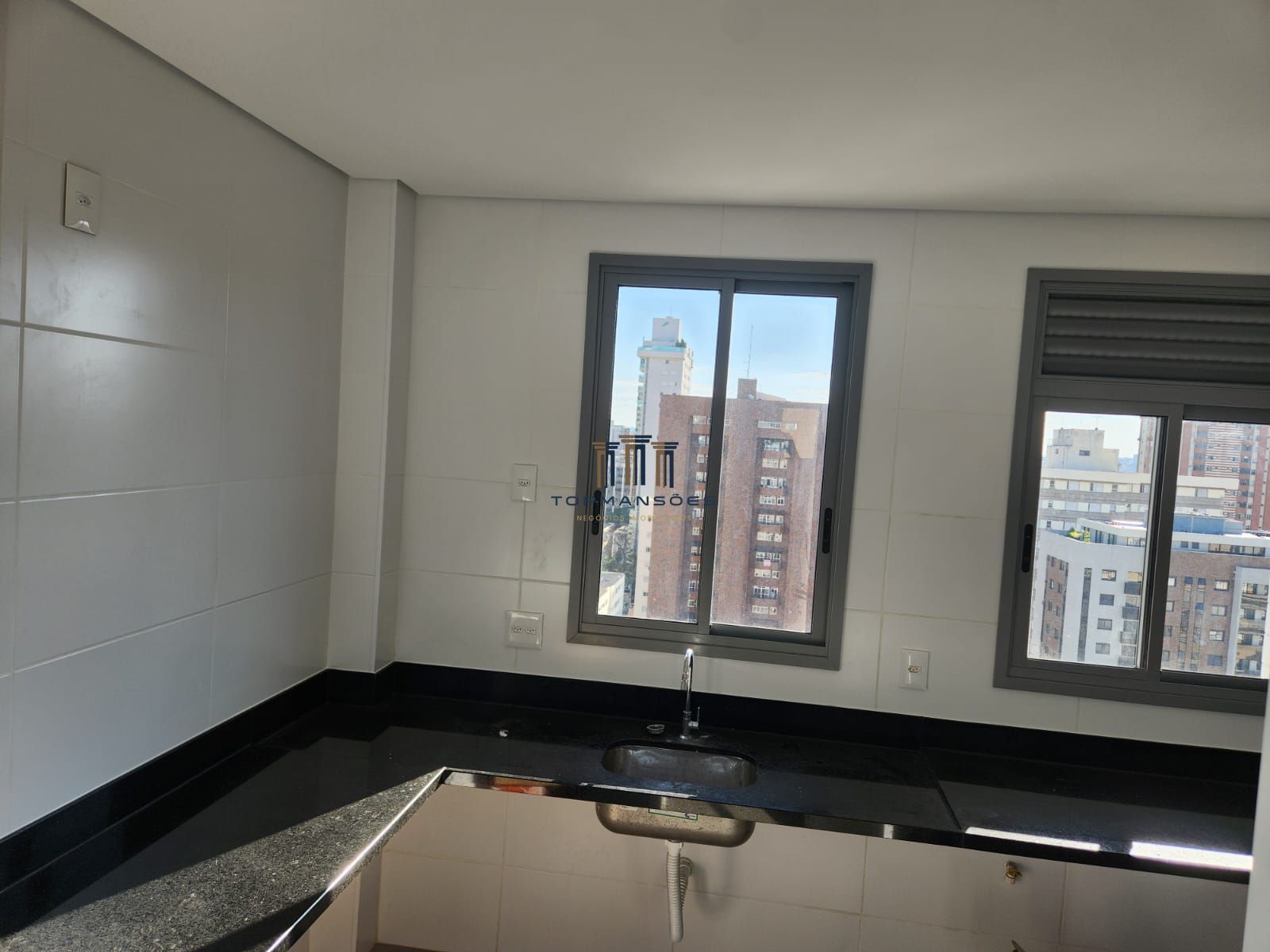 Cobertura à venda com 3 quartos, 287m² - Foto 2