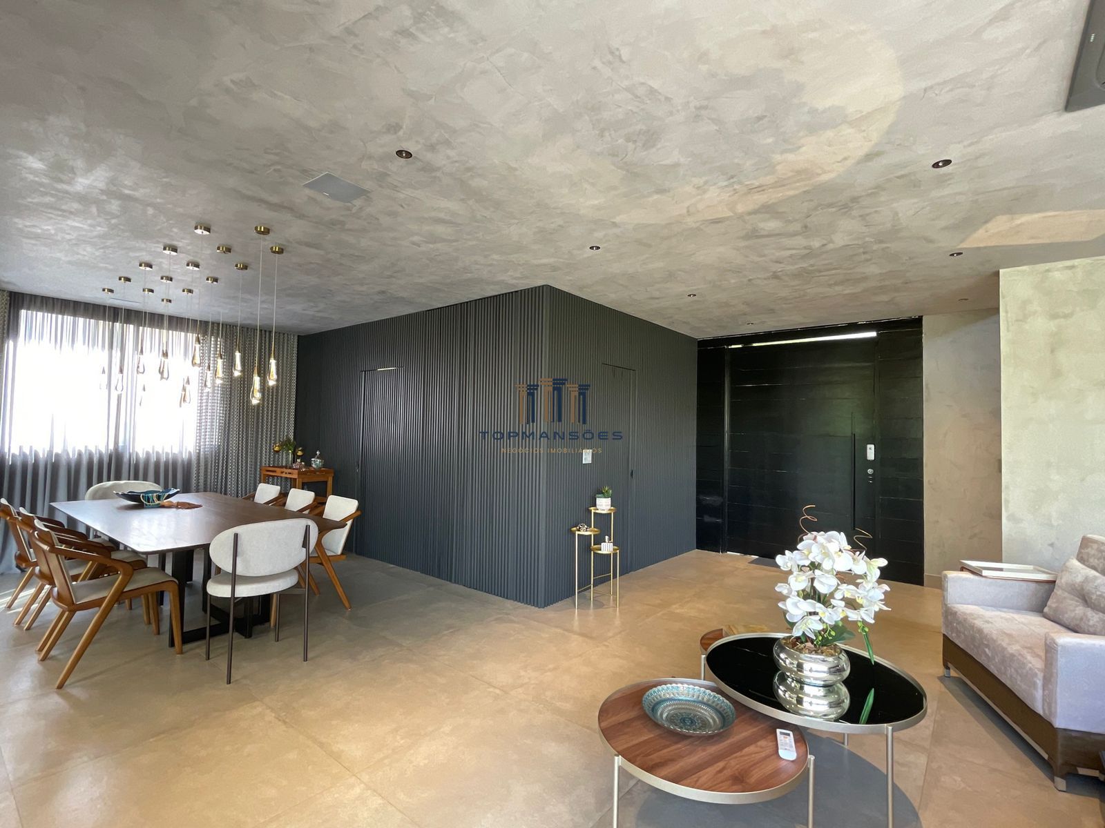 Casa moderna 4 quartos com piscina condomínio Alphaville - Vespasiano/MG