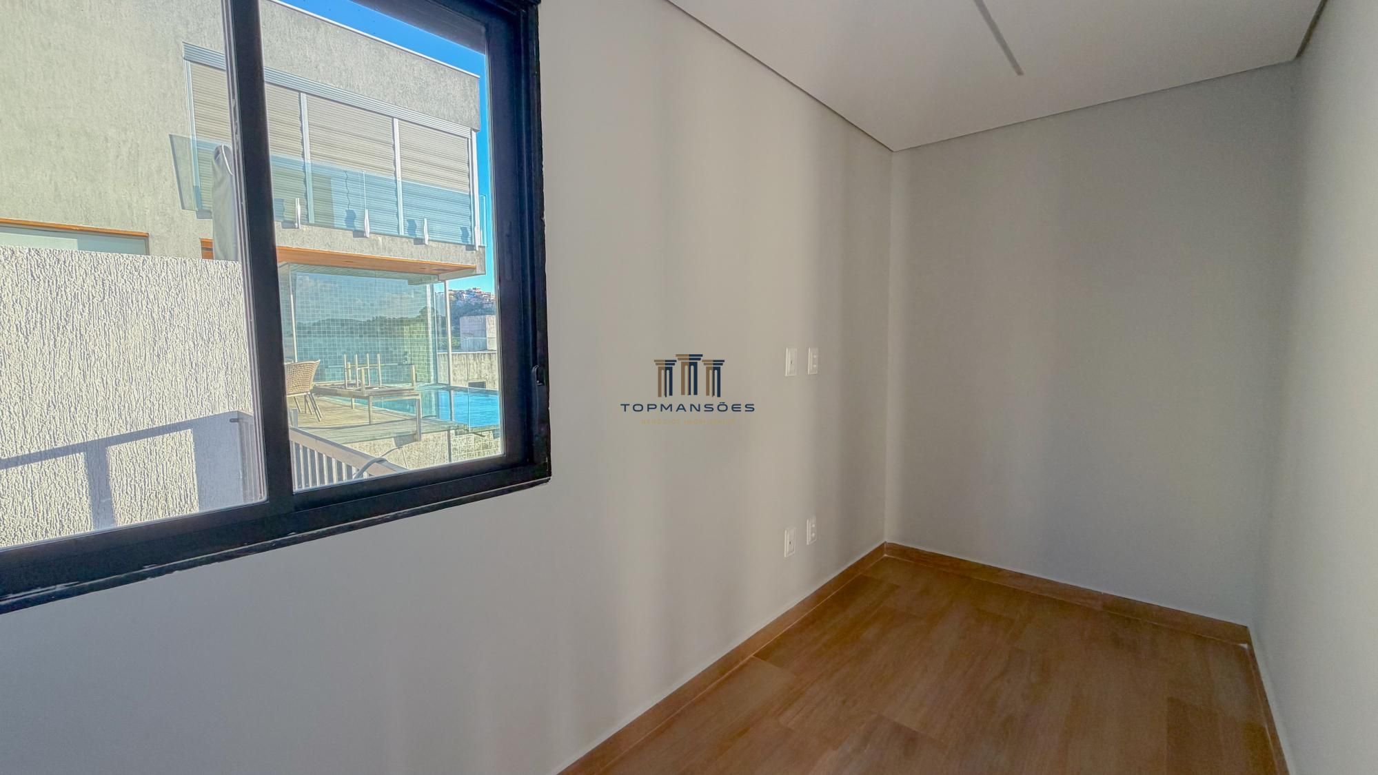 Casa nova Alphaville Vespasiano com 4 quartos, piscina, sauna e gourmet.