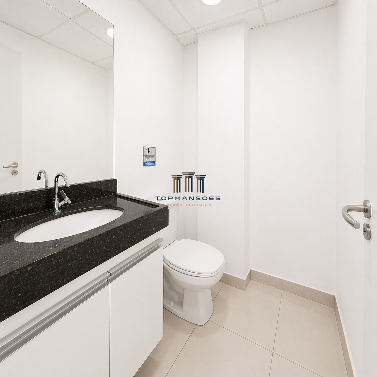 Sala Comercial com 182m² para locação no Bairro de Lourdes