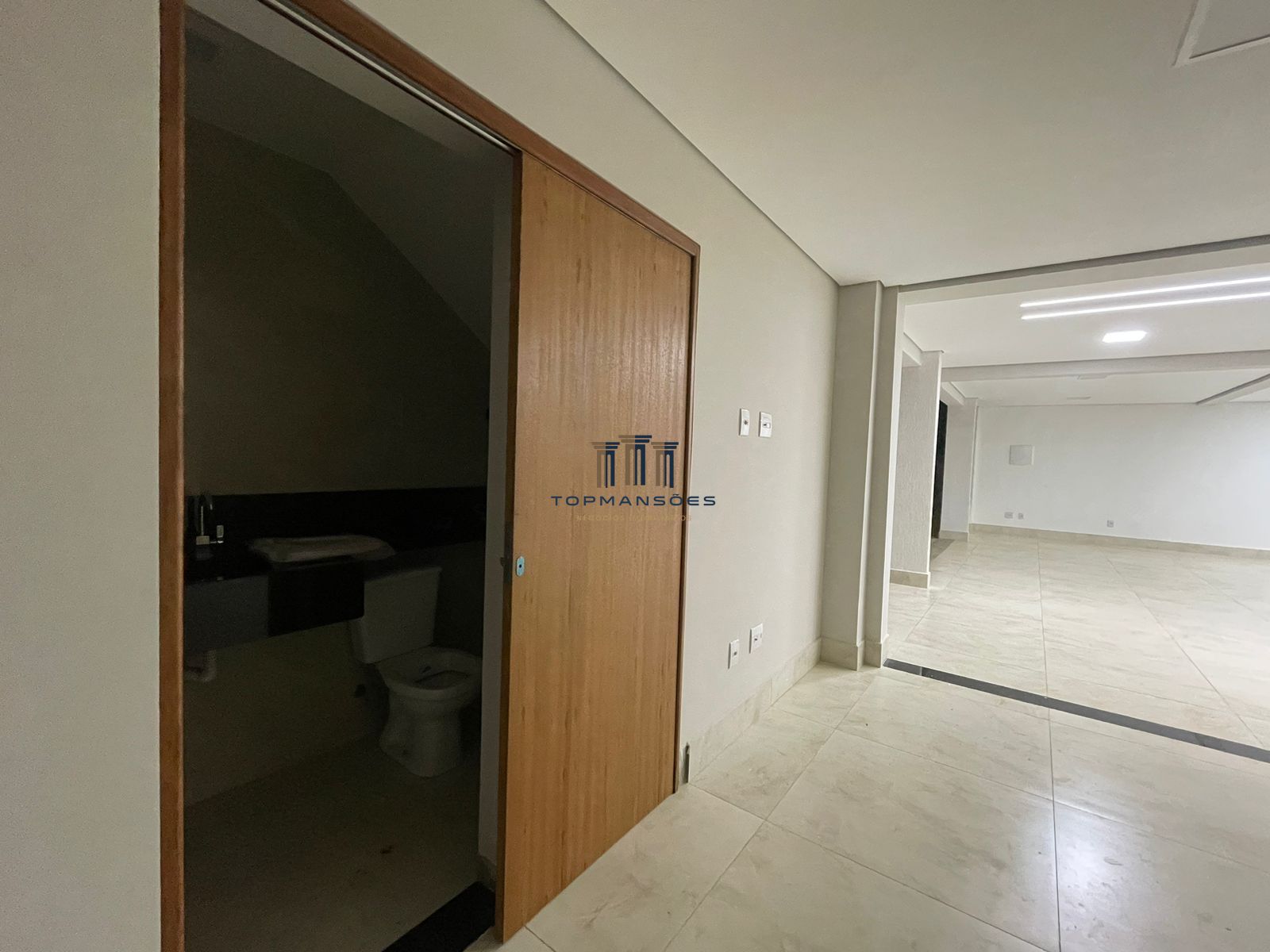 Casa de Condomínio à venda com 4 quartos, 544m² - Foto 50