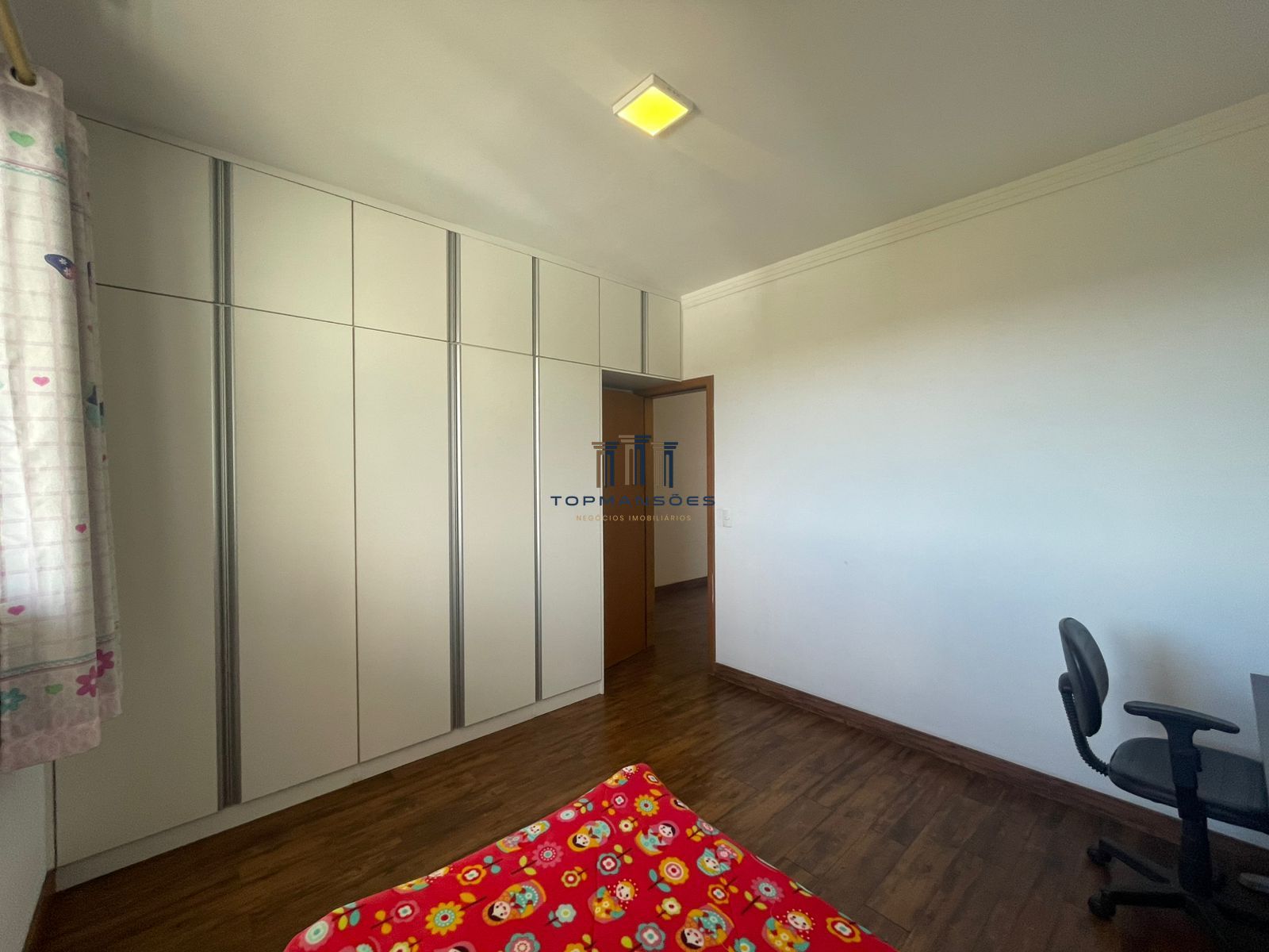 Casa com 3 quartos, espaço gourmet no Residencial Gran Park Vespasiano/MG