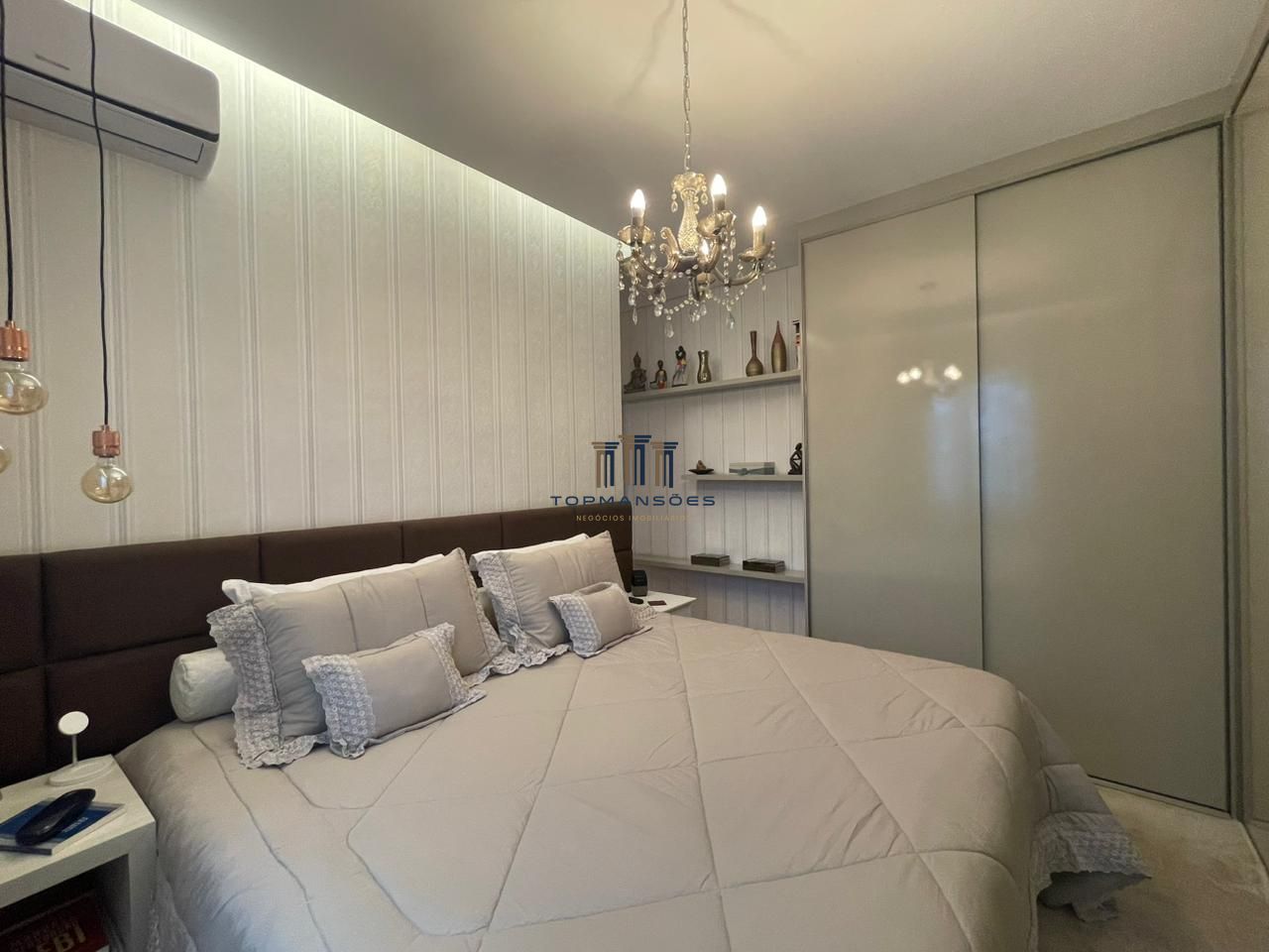 Casa de Condomínio à venda e aluguel com 4 quartos, 202m² - Foto 5