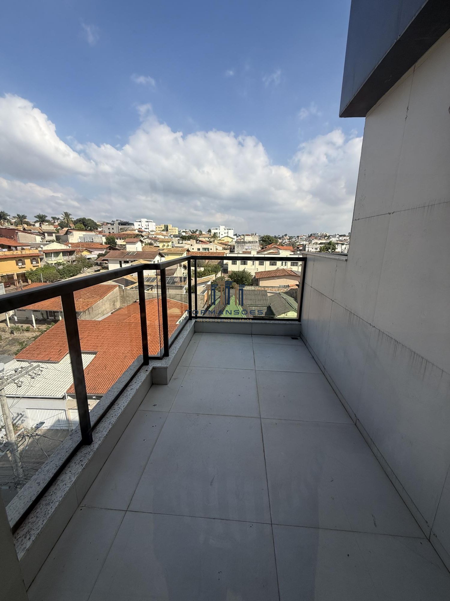 Cobertura com 180 m² por R$ 1.190.000,00 no bairro santa amé