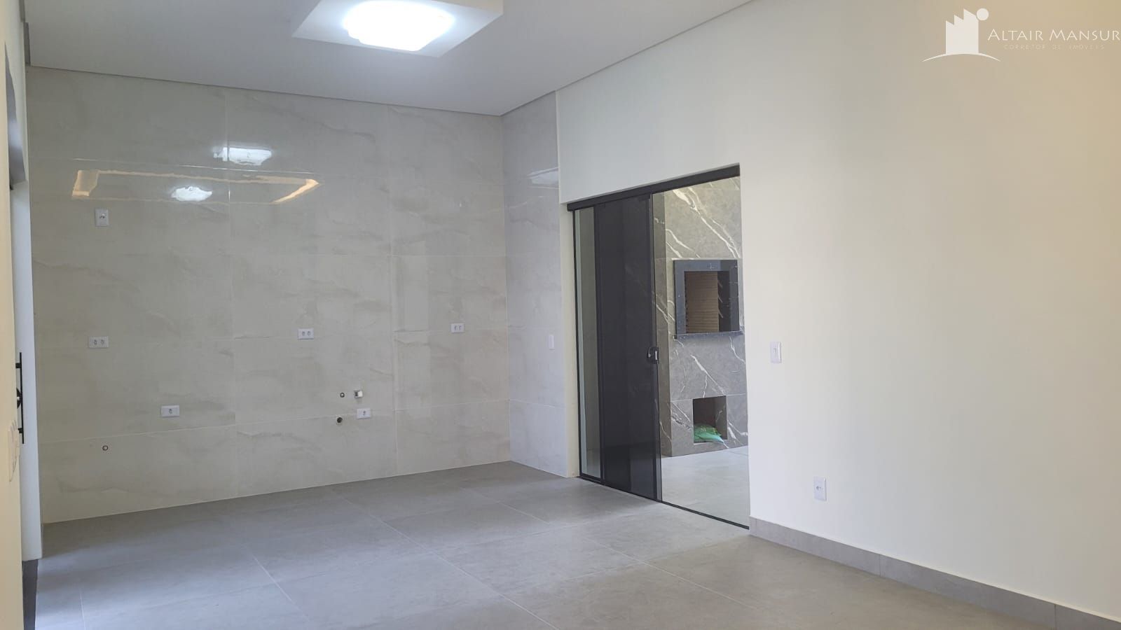 Casa com 3 Dormitórios à venda, 100 m² por R$ 750.000,00 Casa com 3 Dormitórios à venda, 100 m² por R$ 750.000,00