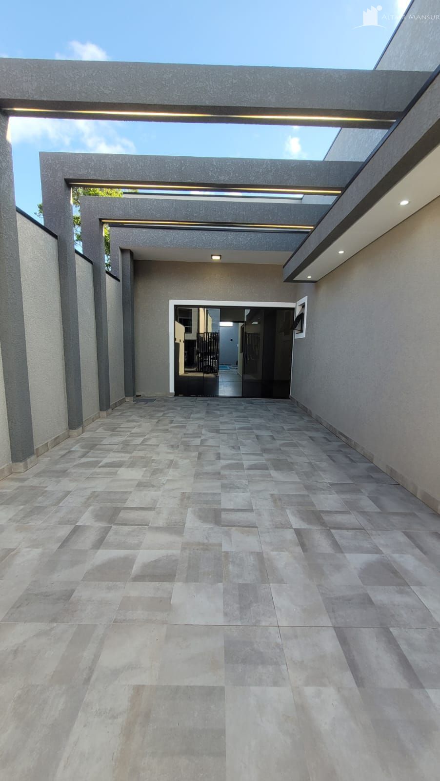 Casa com 3 Dormitórios à venda, 100 m² por R$ 750.000,00 Casa com 3 Dormitórios à venda, 100 m² por R$ 750.000,00