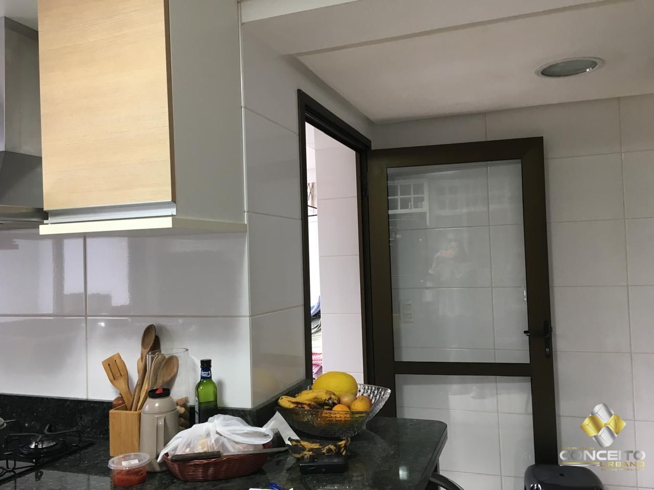 img197037866