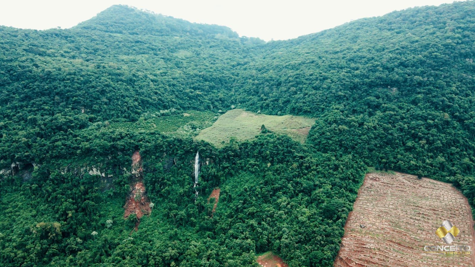 Lote/Terreno de 120000m² no bairro Zona Rural, em Vale Real | Eu Corretor