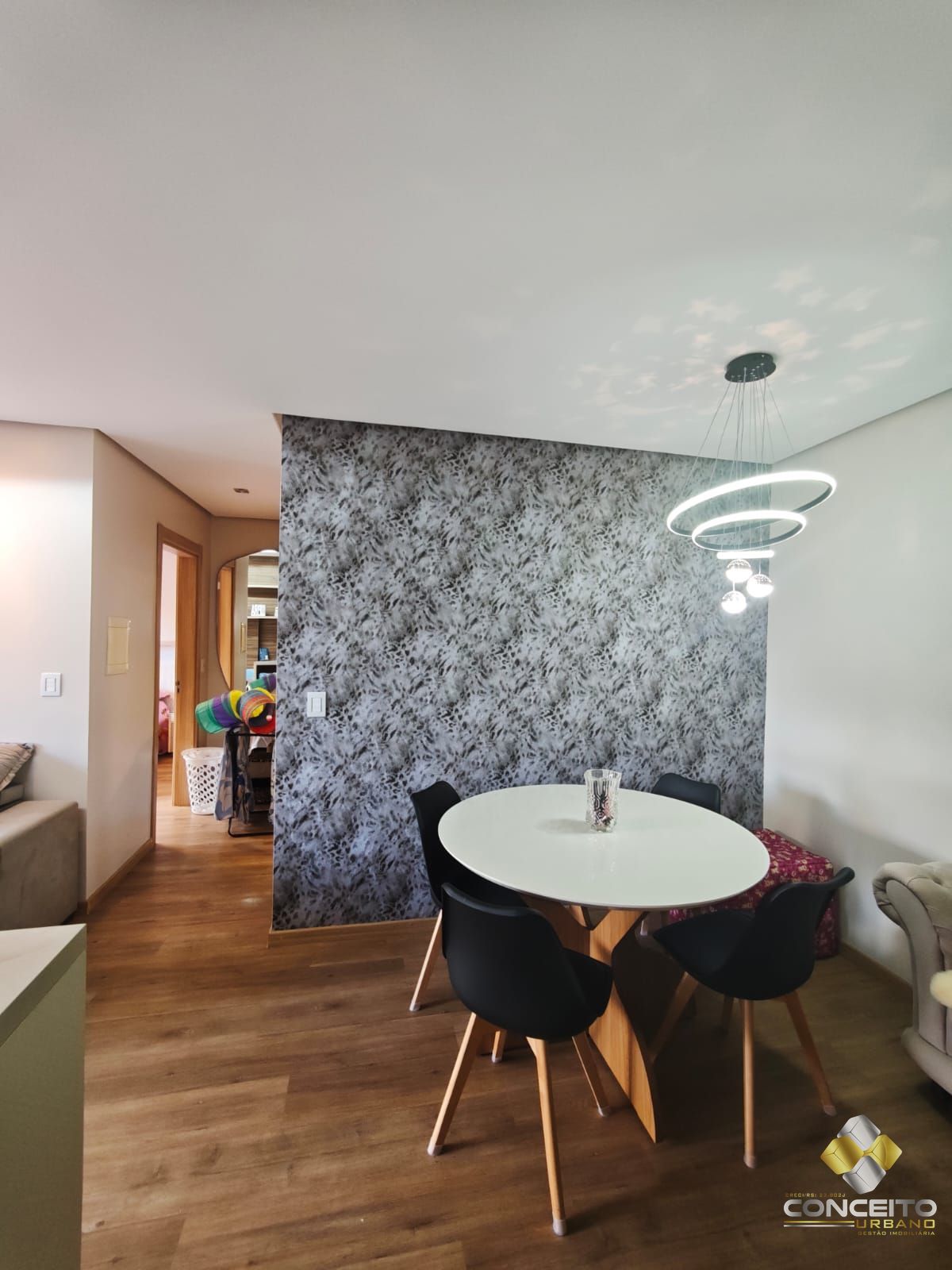 Apartamento com 2 Dormitórios à venda, 68 m² por R$ 490.000,00 Apartamento com 2 Dormitórios à venda, 68 m² por R$ 490.000,00