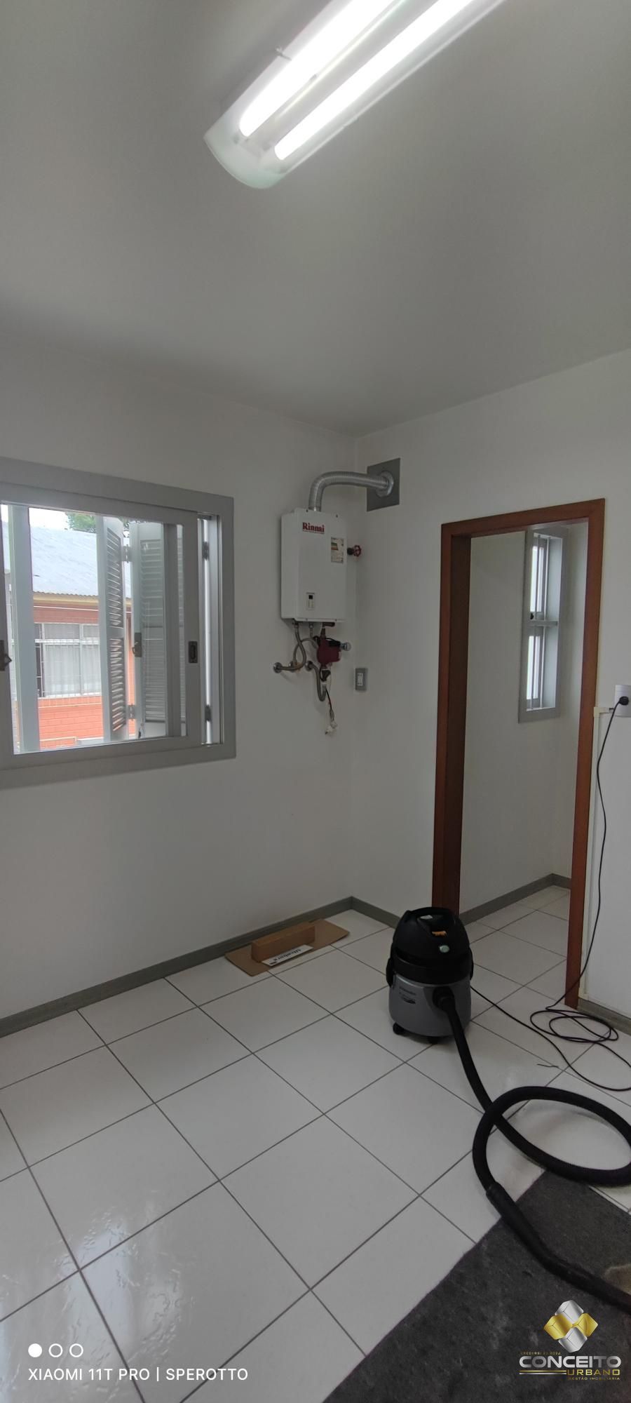 Casa à venda com 3 quartos, 210m² - Foto 11