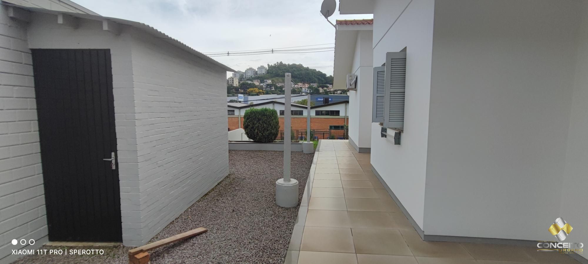 Casa à venda com 3 quartos, 210m² - Foto 6