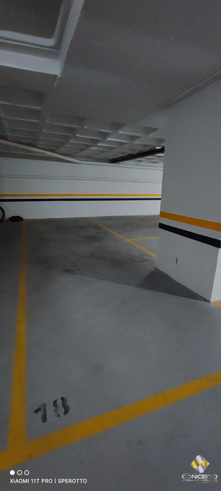 Apartamento à venda com 3 quartos, 202m² - Foto 18