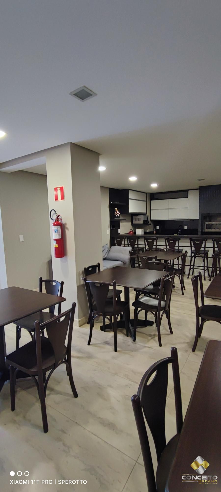 Apartamento à venda com 3 quartos, 202m² - Foto 14