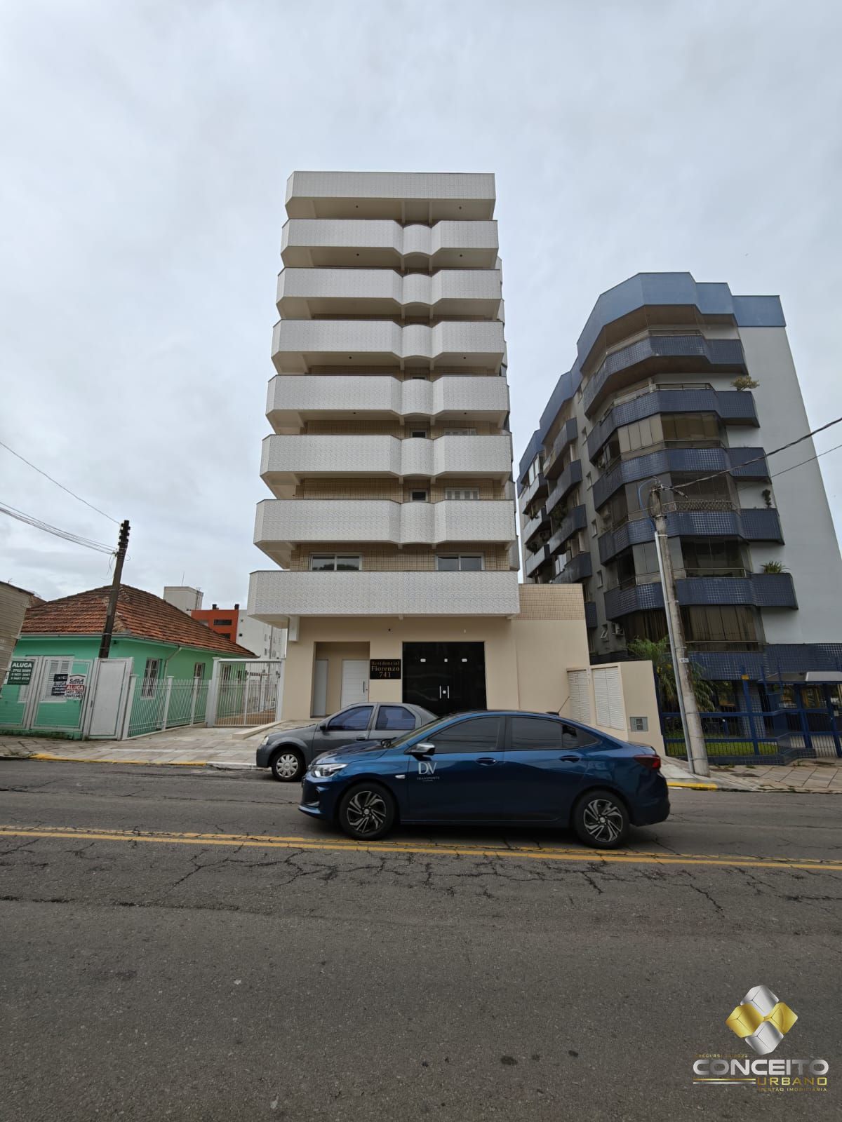 Apartamento com 2 Dormitórios à venda, 85 m² por R$ 595.000,00 Apartamento com 2 Dormitórios à venda, 85 m² por R$ 595.000,00