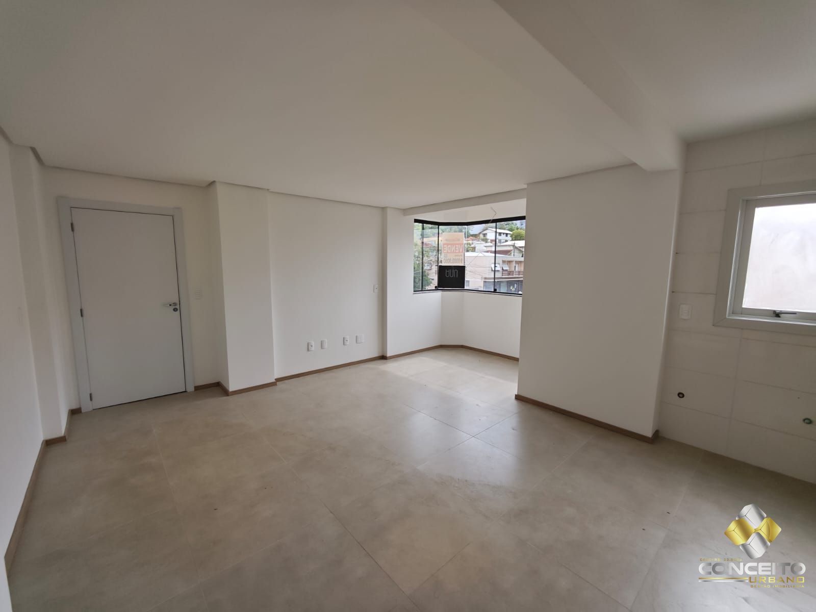 Apartamento com 2 Dormitórios à venda, 85 m² por R$ 595.000,00 Apartamento com 2 Dormitórios à venda, 85 m² por R$ 595.000,00