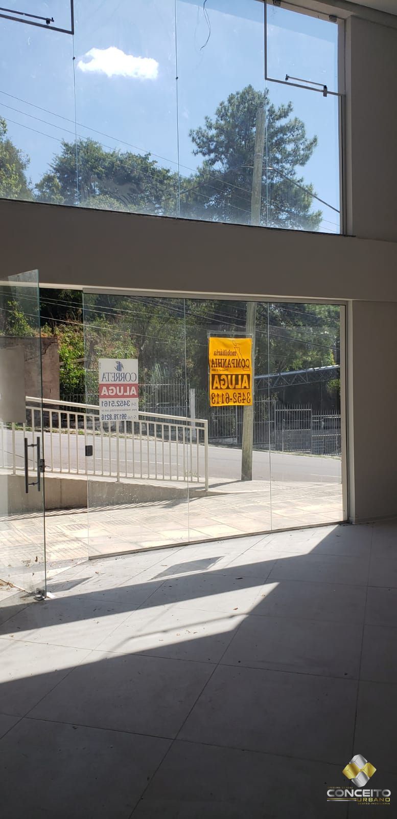Conjunto Comercial-Sala para alugar com 1 quarto, 45m² - Foto 2