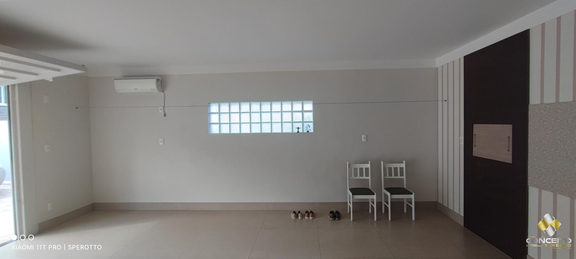 Casa à venda com 3 quartos, 210m² - Foto 10