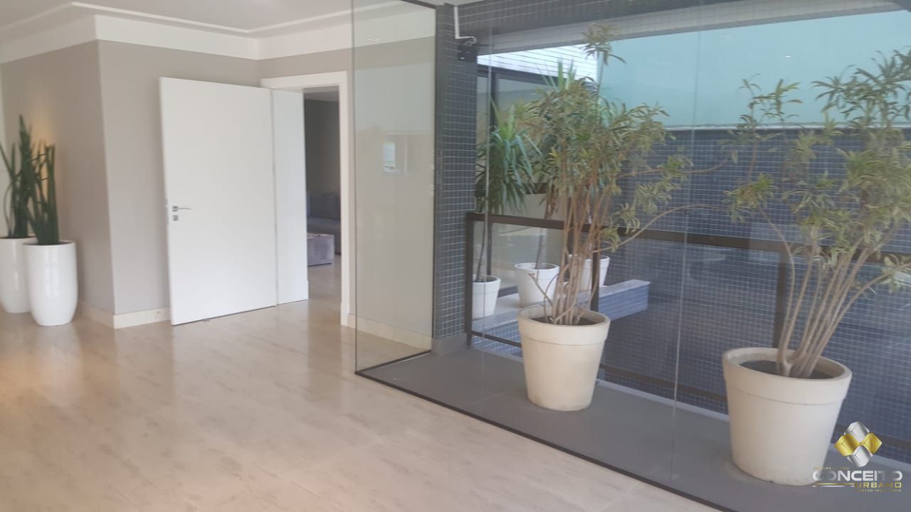 Apartamento à venda com 3 quartos, 202m² - Foto 5
