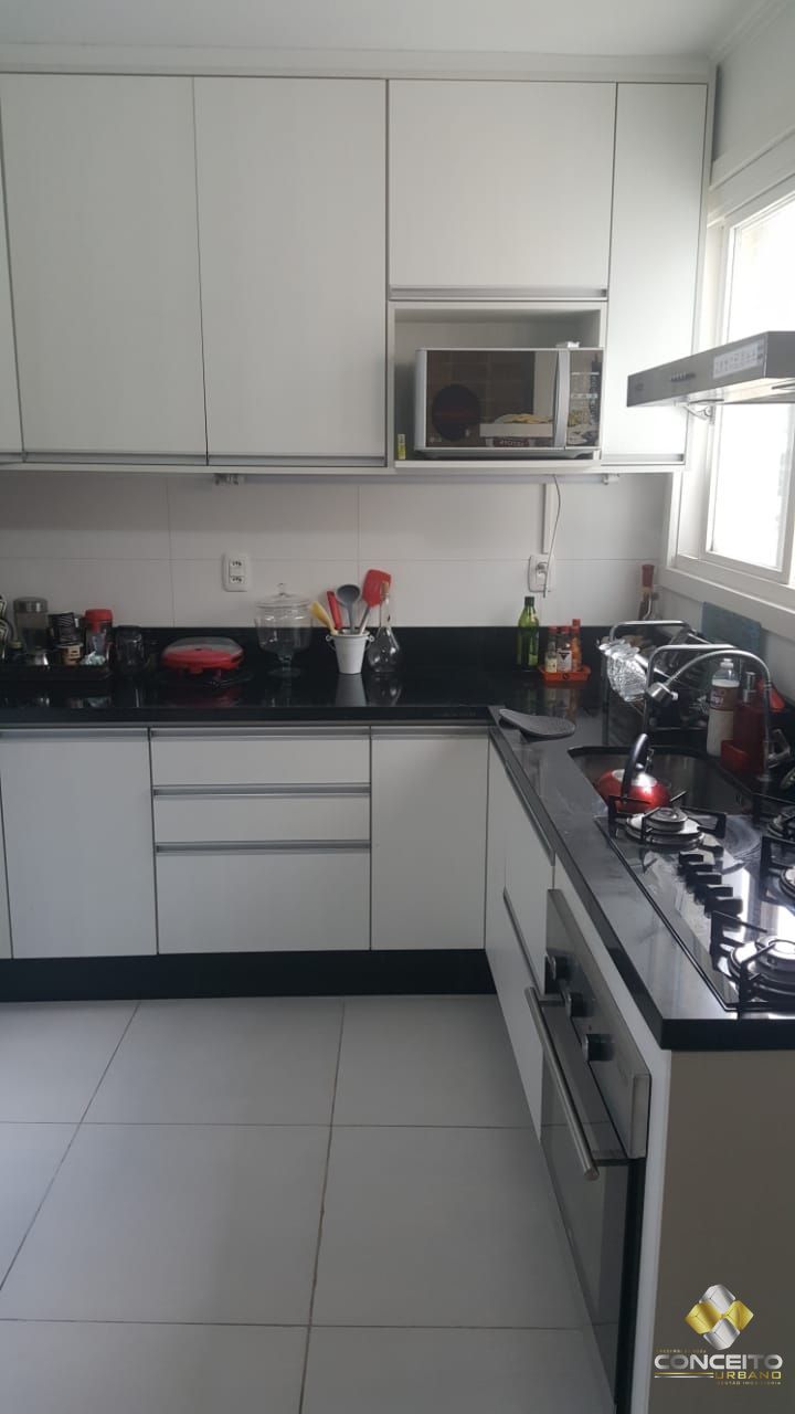 Apartamento à venda com 3 quartos, 121m² - Foto 16