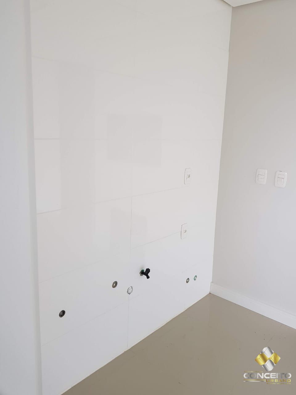 Apartamento à venda com 2 quartos, 75m² - Foto 13