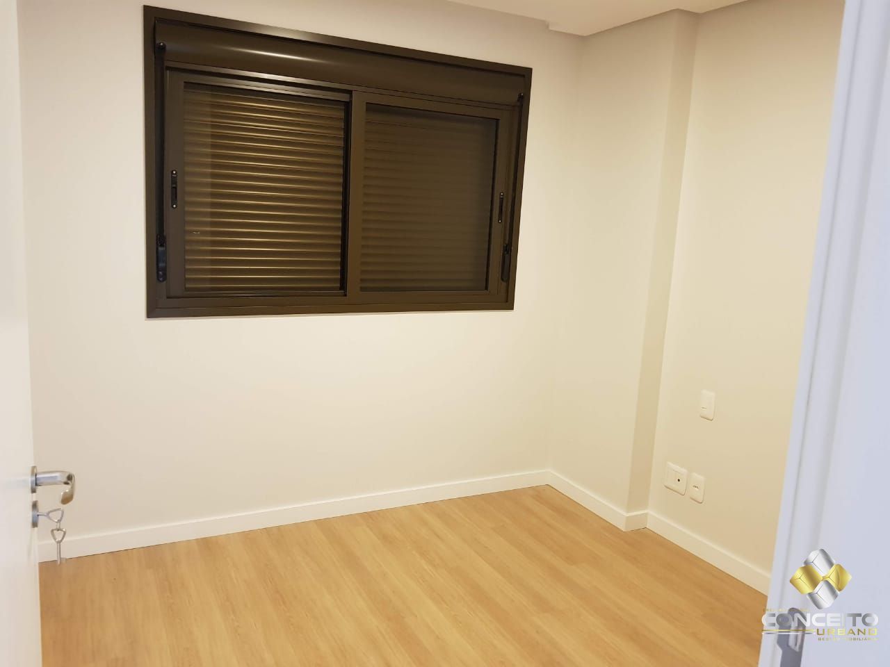 Apartamento à venda com 2 quartos, 75m² - Foto 11