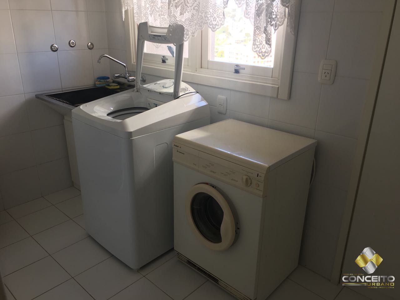 Apartamento à venda com 3 quartos, 176m² - Foto 17