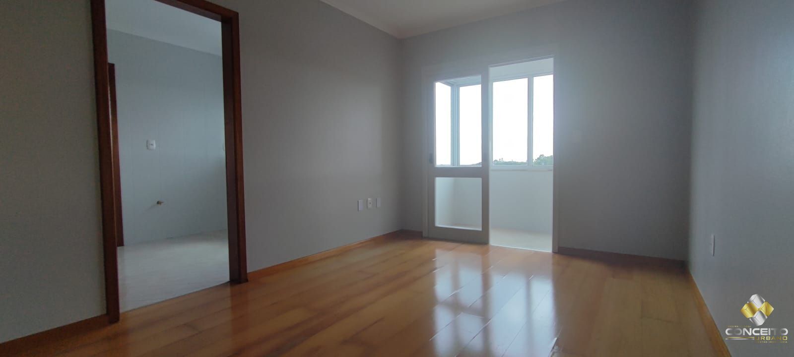 img143124610