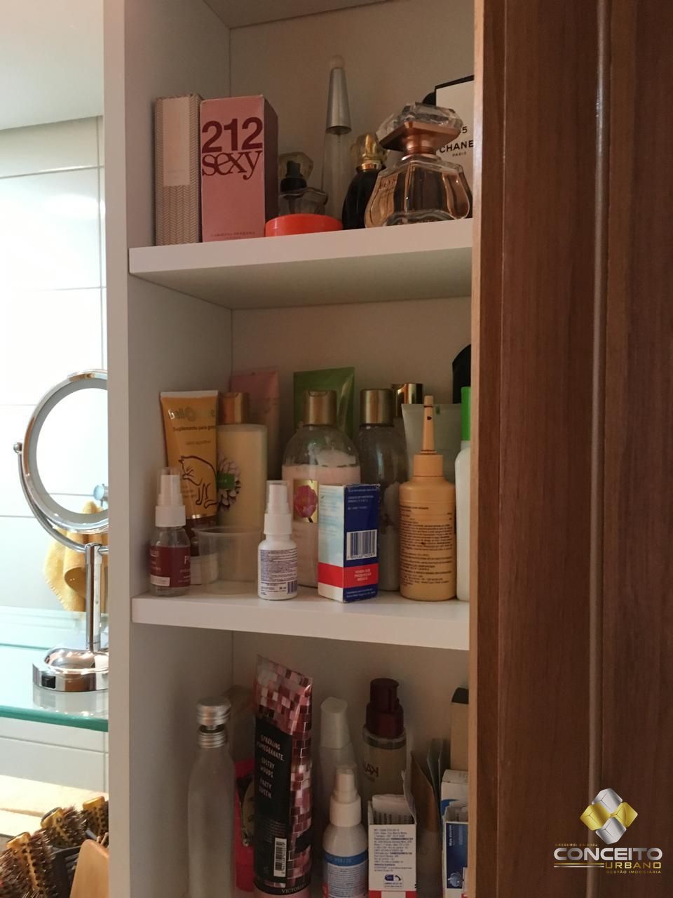 img197037736
