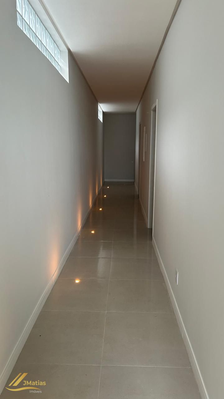 Casa, 4 quartos, 200 m² - Foto 14