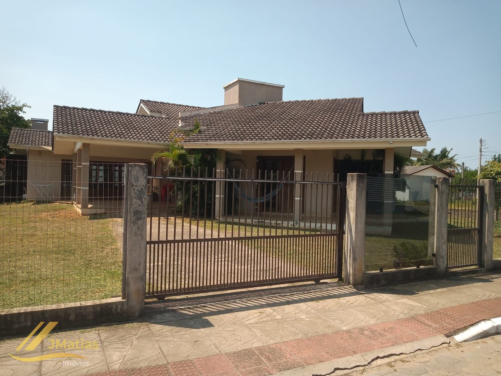 Casa, 3 quartos, 200 m² - Foto 1