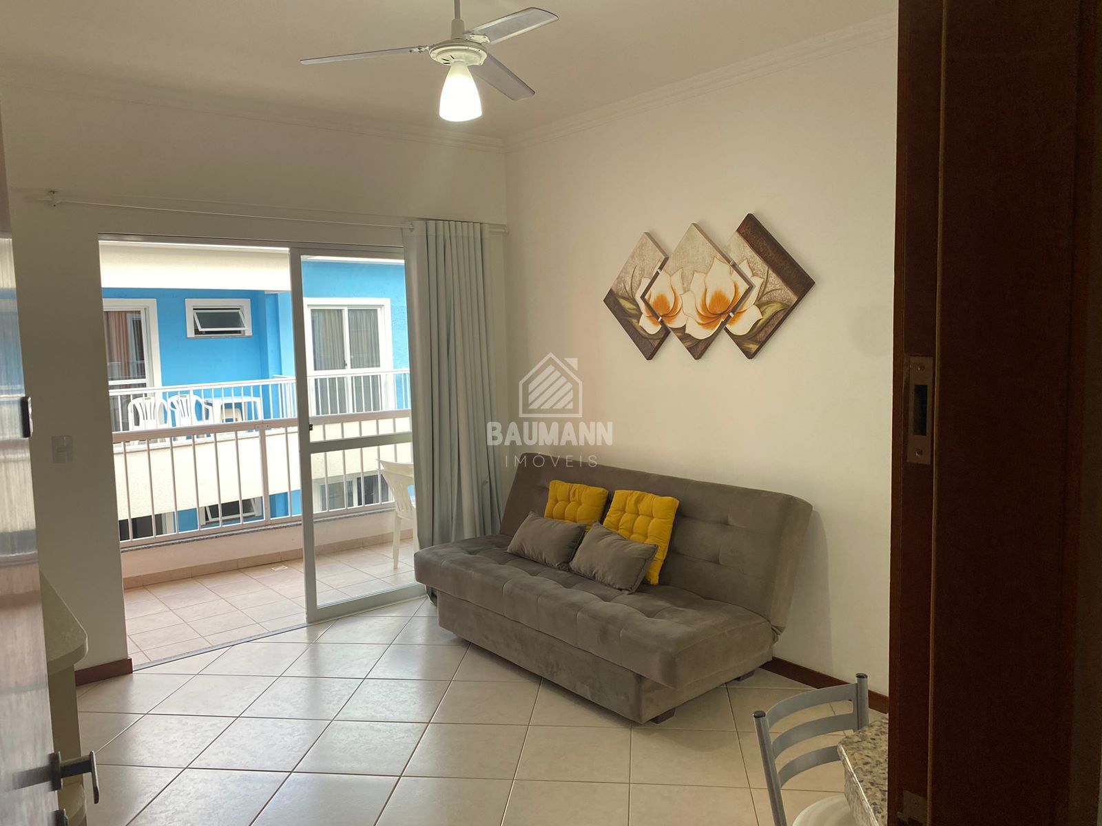 Apartamento para alugar  no Bombas - Bombinhas, SC. Imveis