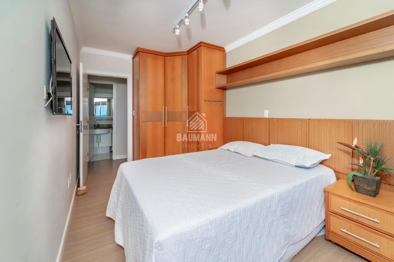 Apartamento à venda com 3 quartos, 180m² - Foto 35