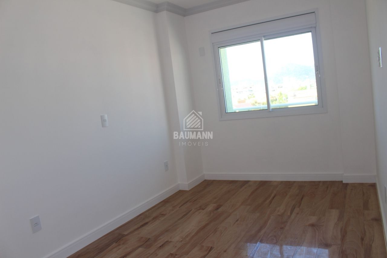 Apartamento à venda com 3 quartos, 185m² - Foto 11