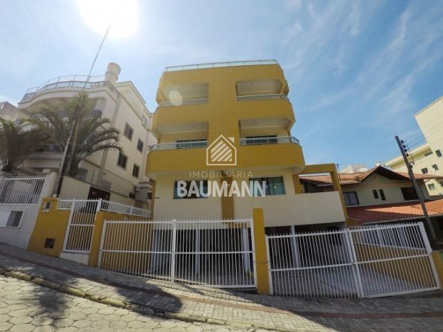 Prdio comercial/residencial  venda  no Bombas - Bombinhas, SC. Imveis