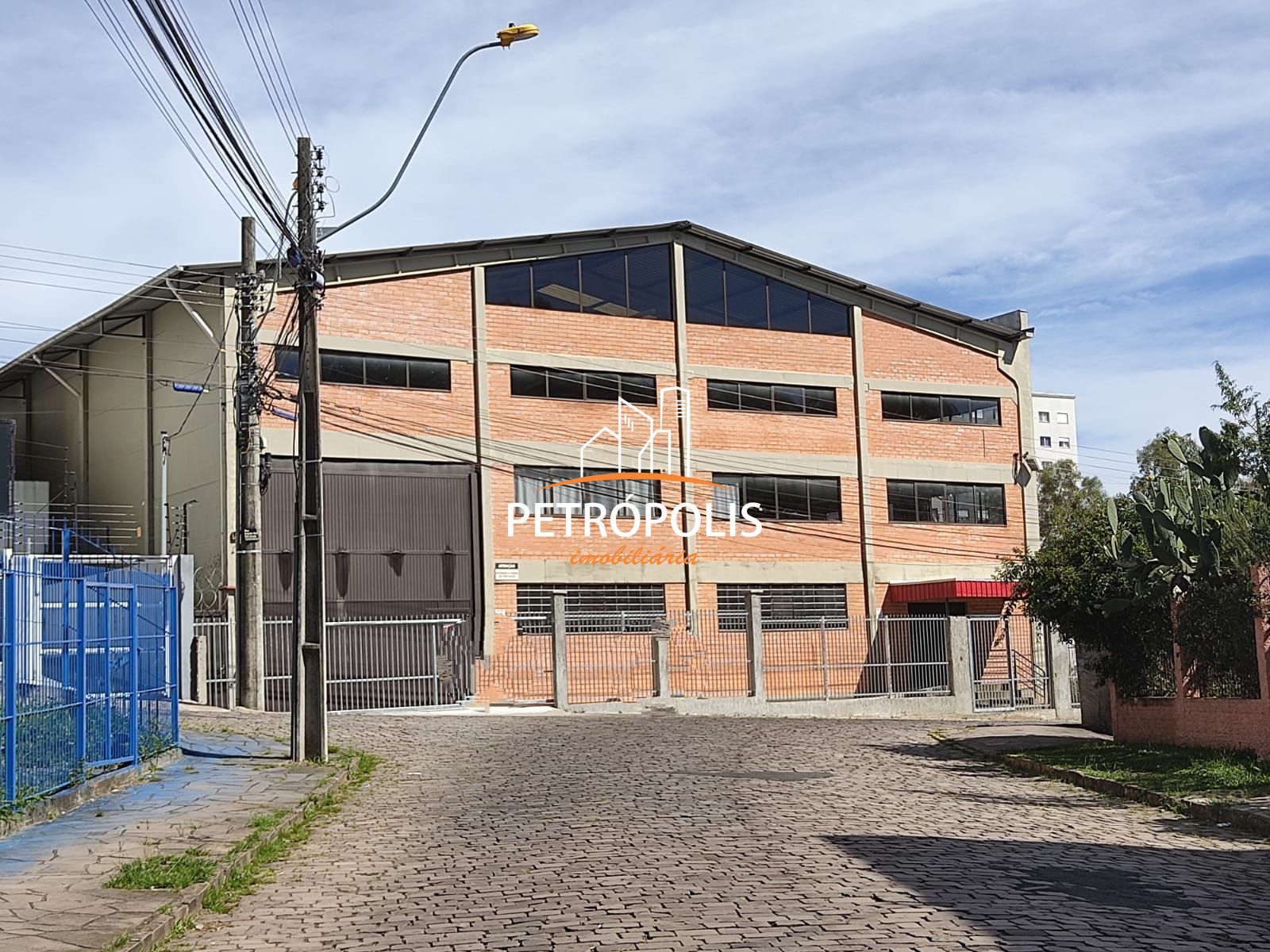 Pavilho/galpo/depsito para alugar  no Sanvitto - Caxias do Sul, RS. Imveis