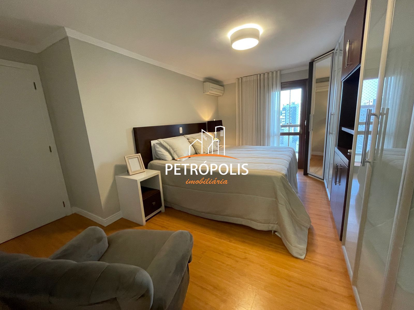 Apartamento à venda com 3 quartos, 245m² - Foto 22