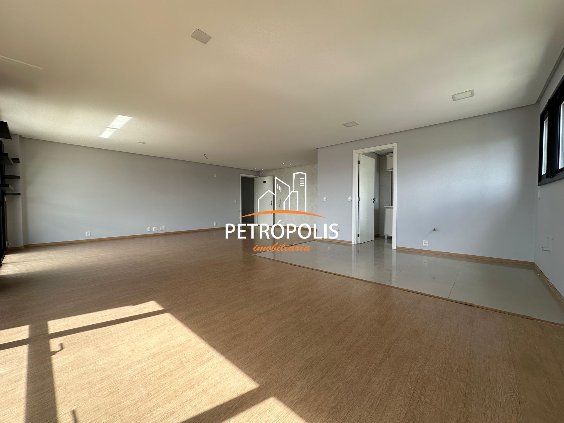 Apartamento à venda com 2 quartos, 126m² - Foto 11