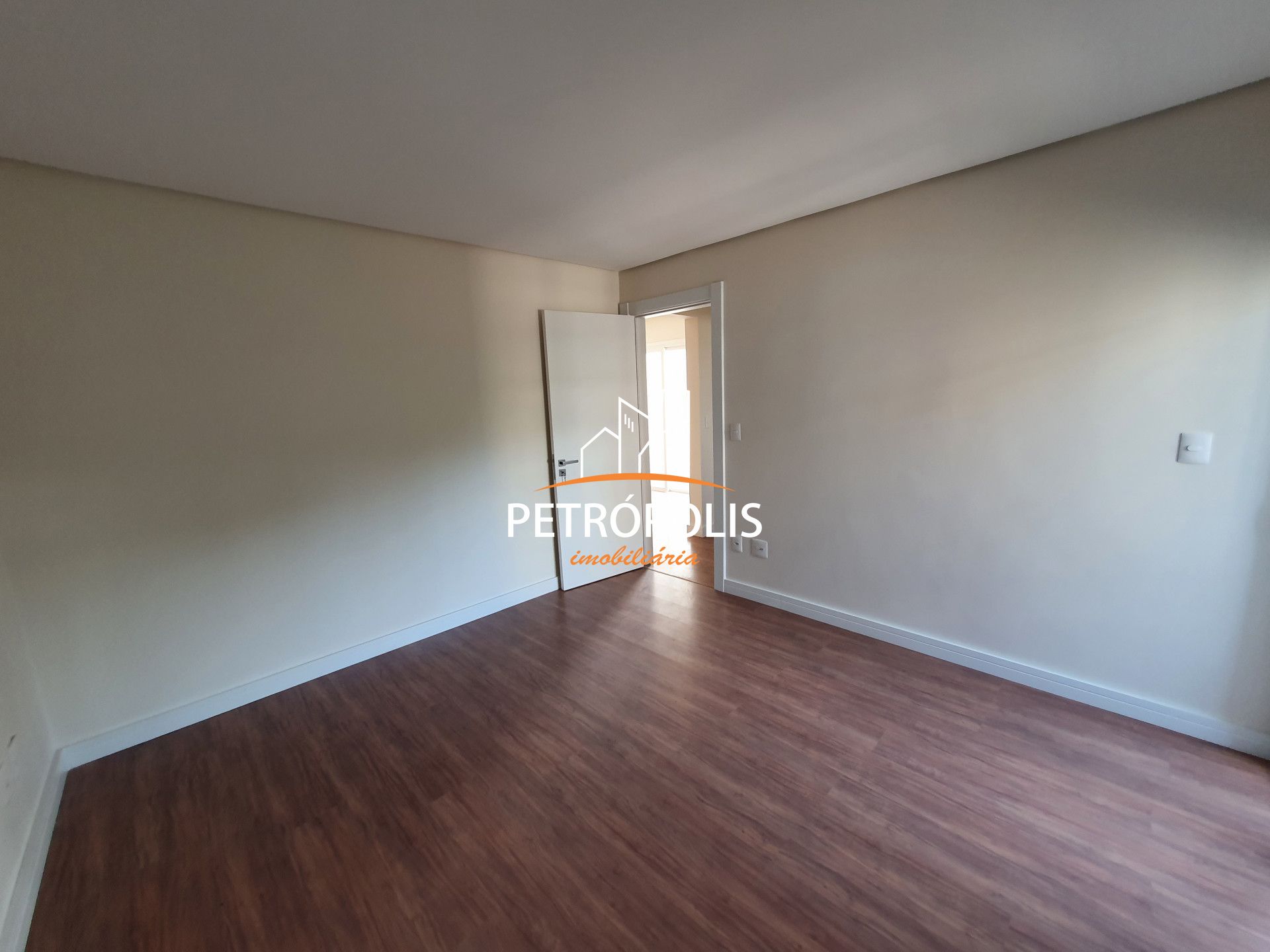 Apartamento à venda com 2 quartos, 77m² - Foto 51