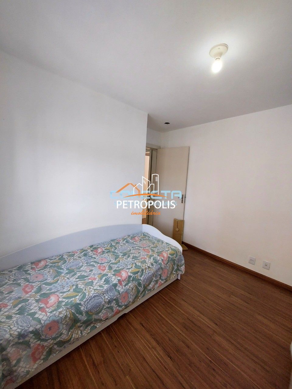 Apartamento à venda com 2 quartos, 52m² - Foto 16