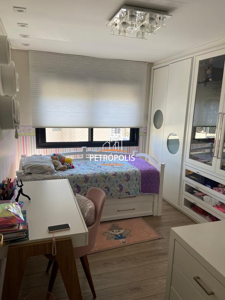 Apartamento à venda com 3 quartos, 198m² - Foto 13