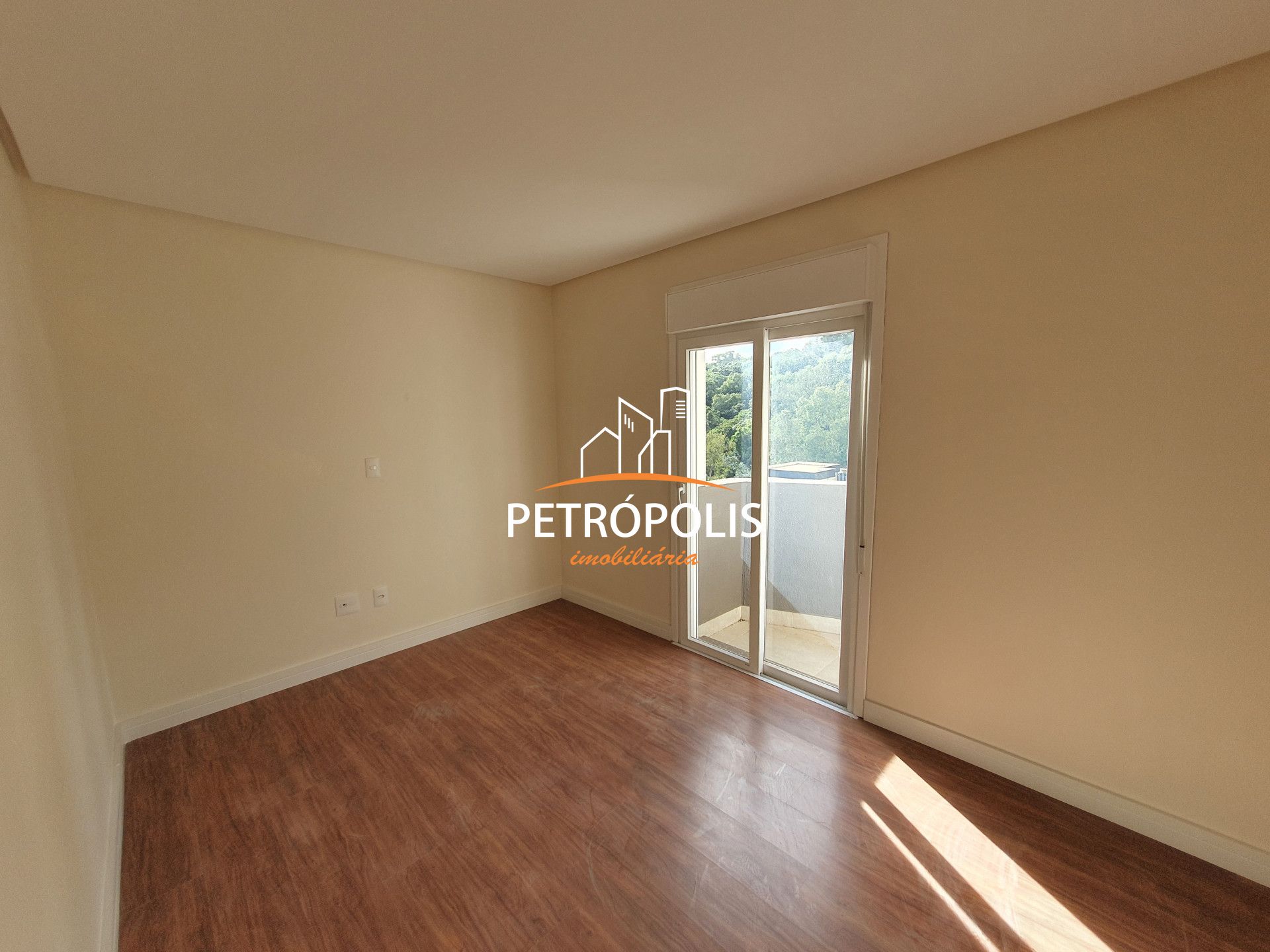 Apartamento à venda com 2 quartos, 77m² - Foto 31