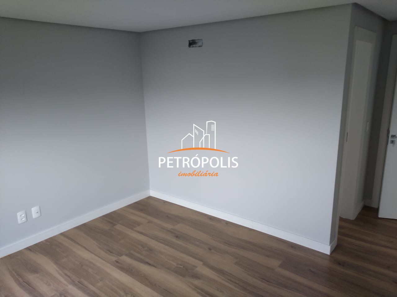 Apartamento à venda com 3 quartos, 280m² - Foto 18