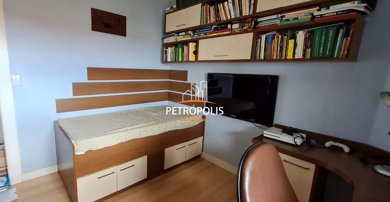 Apartamento à venda com 3 quartos, 137m² - Foto 13