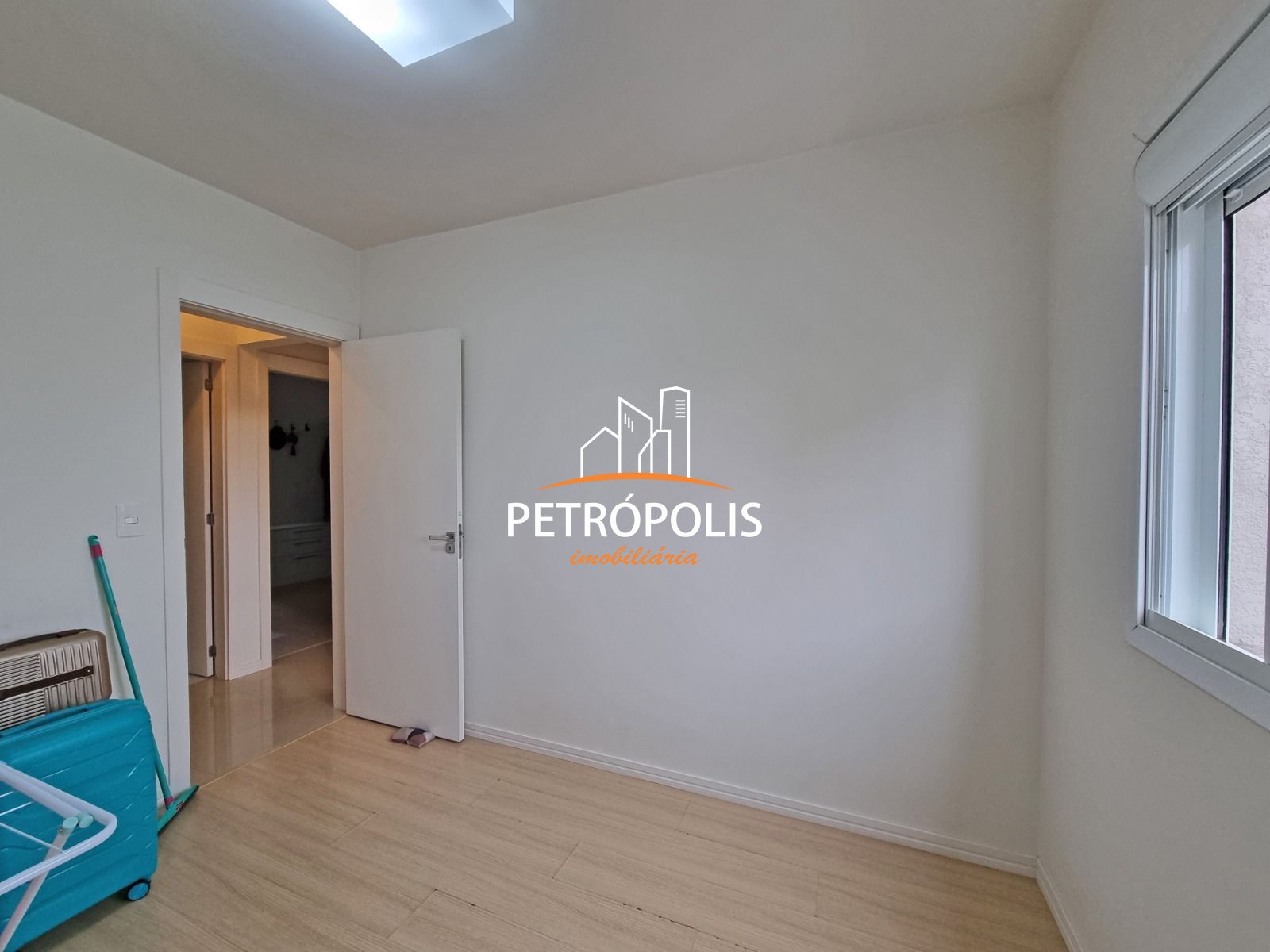 Apartamento à venda com 3 quartos, 72m² - Foto 3