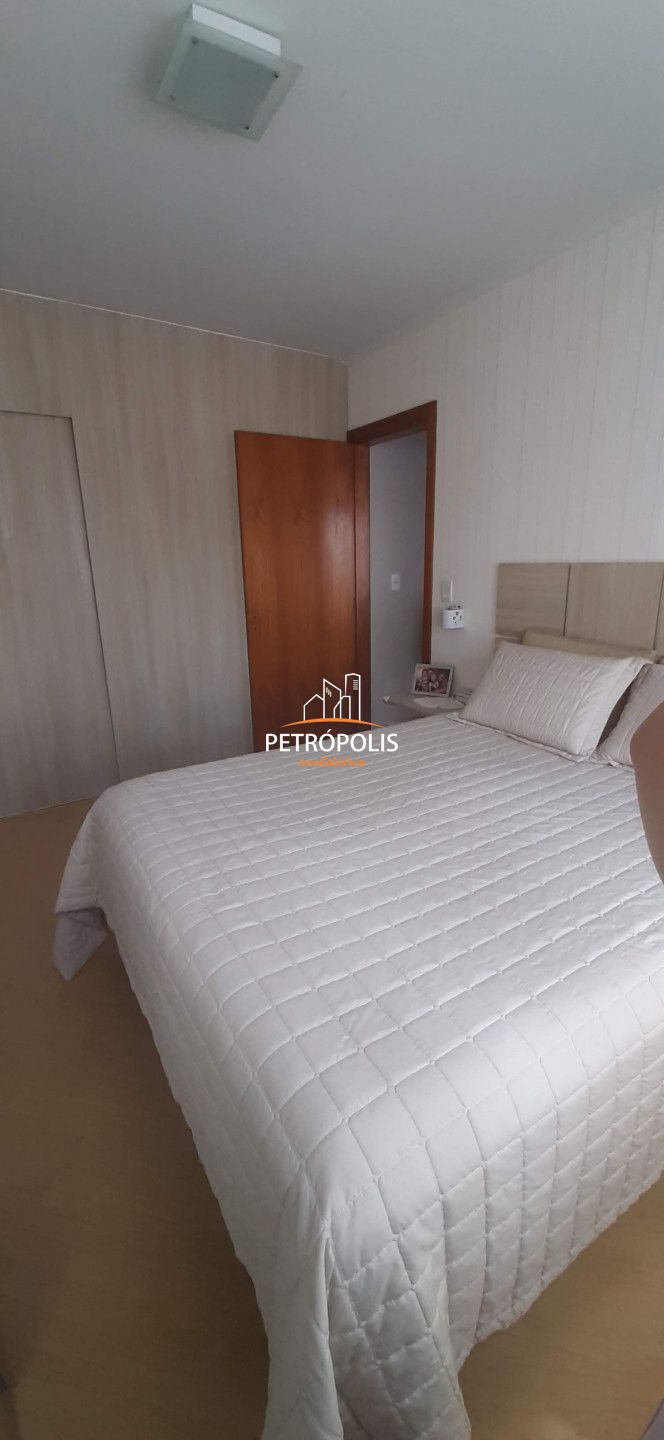 Apartamento à venda com 2 quartos, 76m² - Foto 19