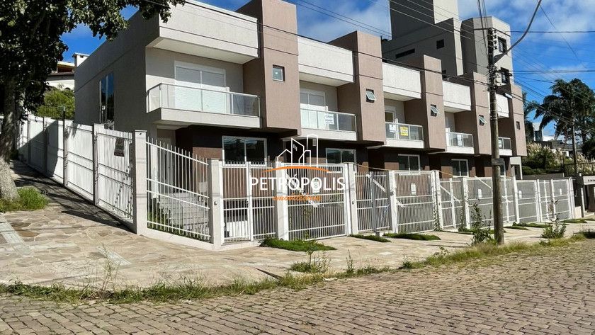 Apartamento à venda com 3 quartos, 180m² - Foto 1