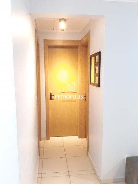 Apartamento à venda com 2 quartos, 60m² - Foto 12