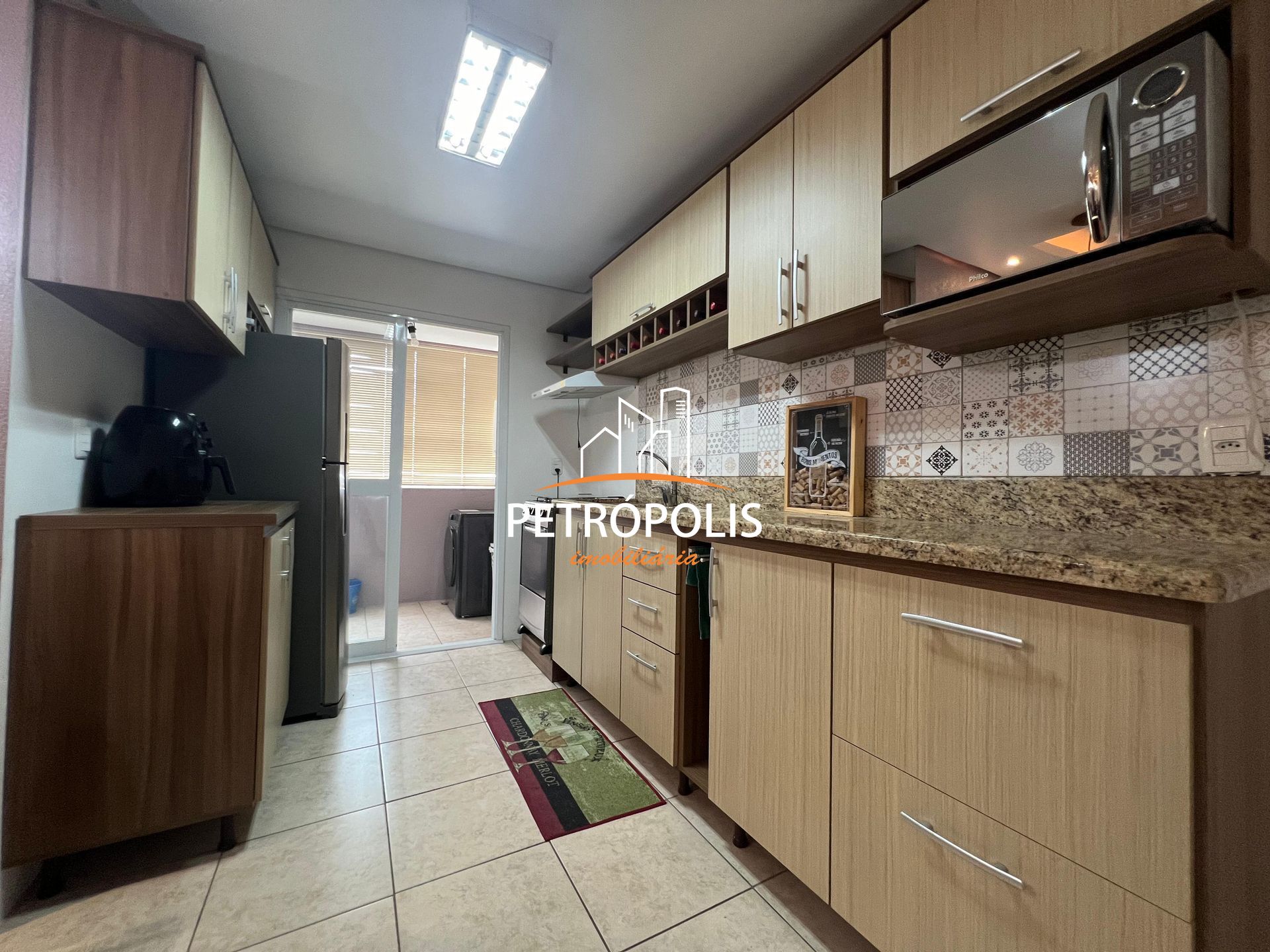 Apartamento à venda com 2 quartos, 65m² - Foto 7