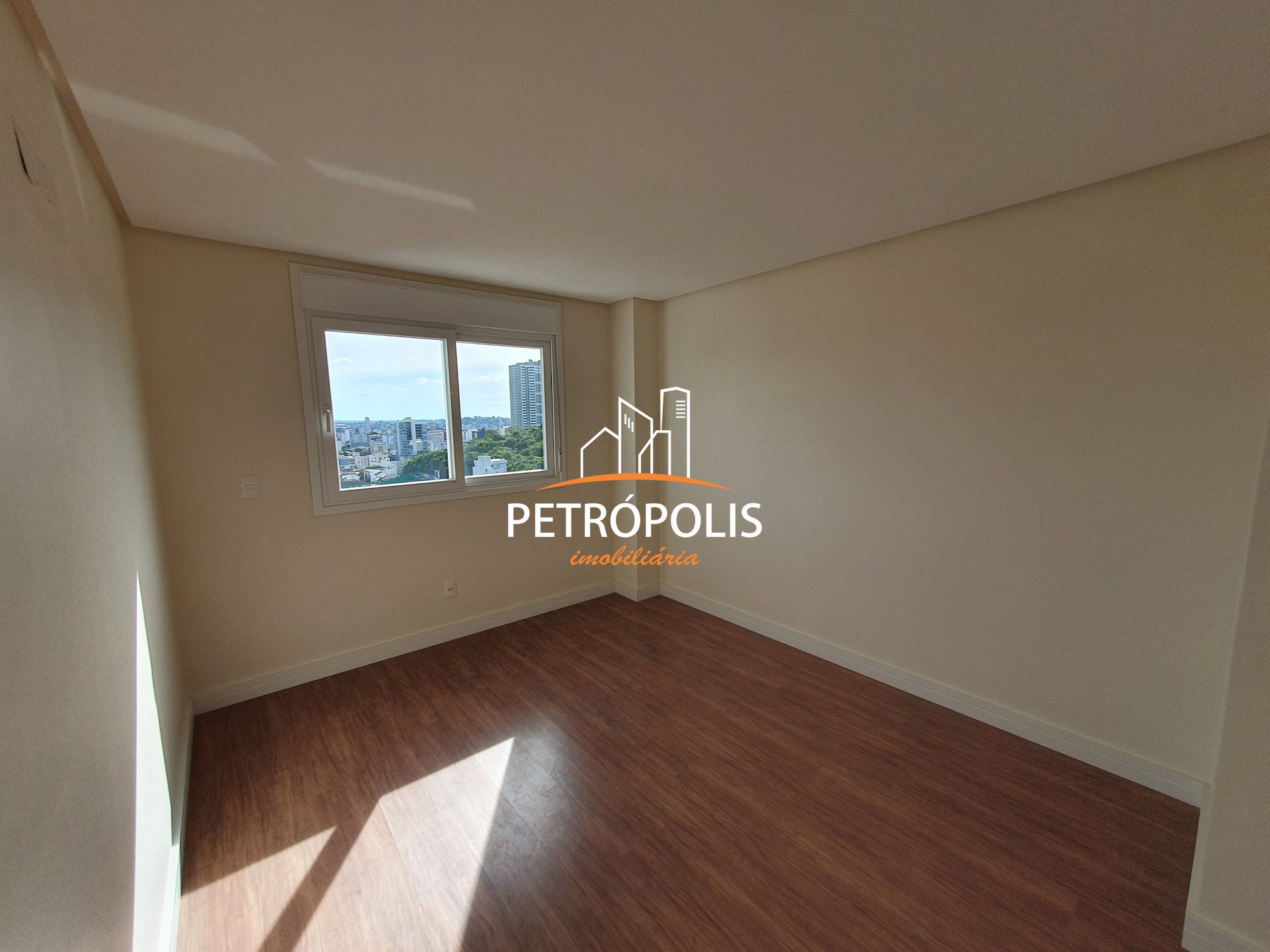 Apartamento à venda com 2 quartos, 77m² - Foto 95